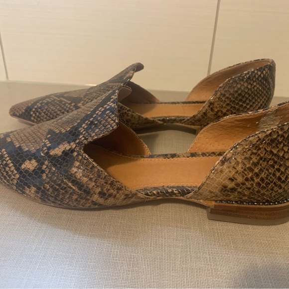 (SOLD)Franco Sarto Toby Flats - Picture 9 of 9